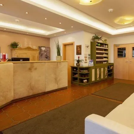 Hubertushof Hotel 3*