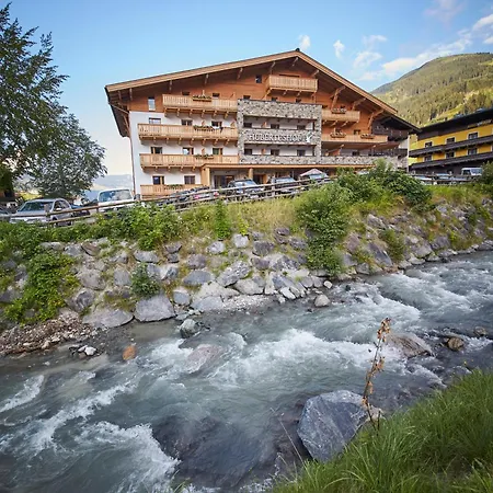 Hubertushof 3* Saalbach-Hinterglemm