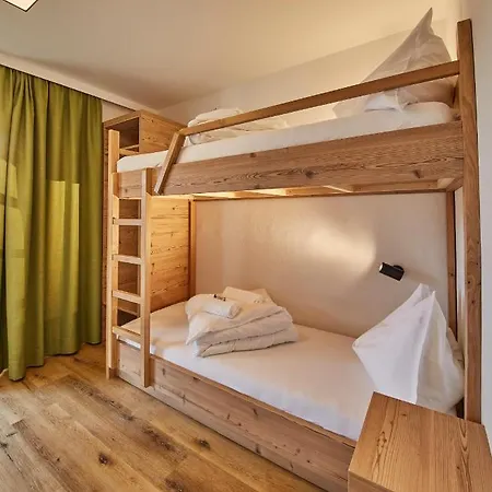Hubertushof 3*