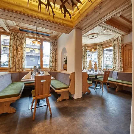 Hubertushof Hotel Saalbach-Hinterglemm