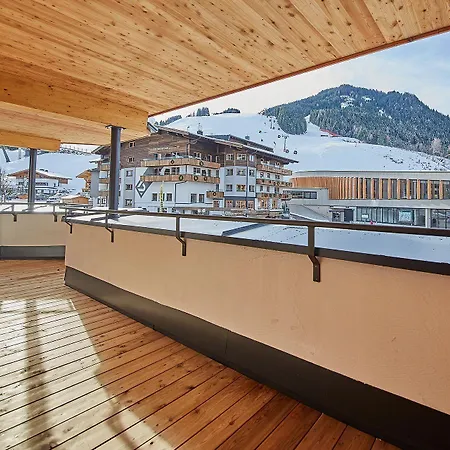 Hubertushof Ξενοδοχείο 3*