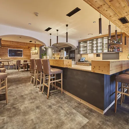 Hubertushof Hotel Saalbach-Hinterglemm
