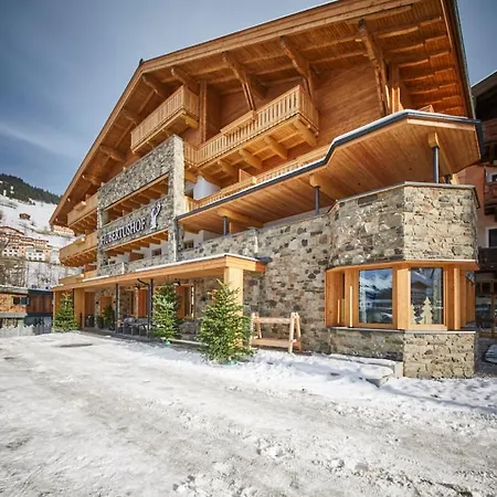 Hubertushof Hotel 3*