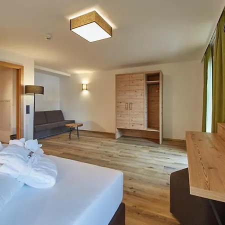 Hubertushof Hotel 3*